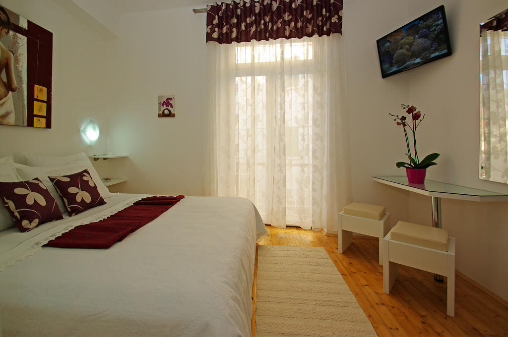 B&B Vela Luka Ruang foto